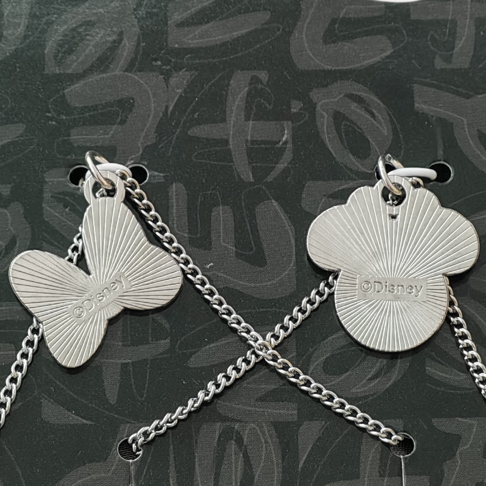 Disney Minnie Necklace Set - Picture 3 of 3
